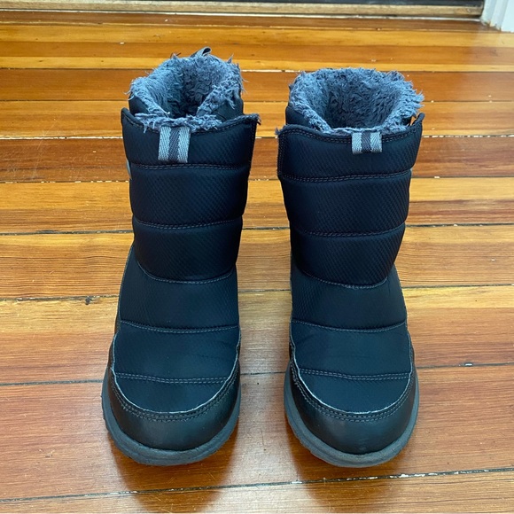 LL Bean Ultralight Winter Boots, Size 2 - Picture 1 of 7